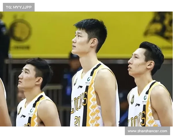 CBA状元区俊炫场均2.7分续约日本球队 榜眼孙思尧1.6分遭弃用 CBA状元区俊炫场均2.7分续约日本球队 榜眼孙思尧1.6分遭弃用