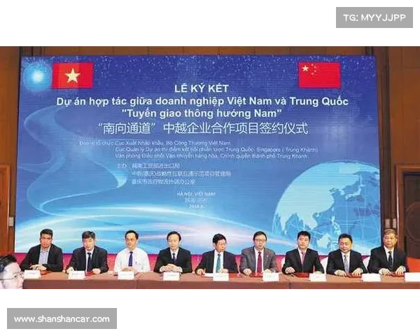 AC米兰即将与美国投资公司签署新赞助协议开启合作新篇章 AC米兰即将与美国投资公司签署新赞助协议开启合作新篇章